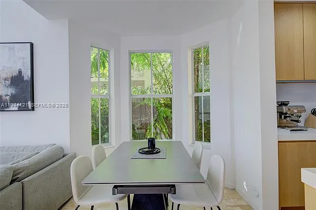 4867 Ponce De Leon Blvd — Photo 12