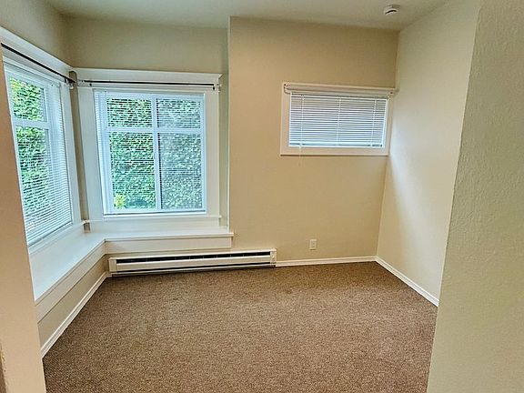 3rd image of 3638 Meridian Ave N APT A