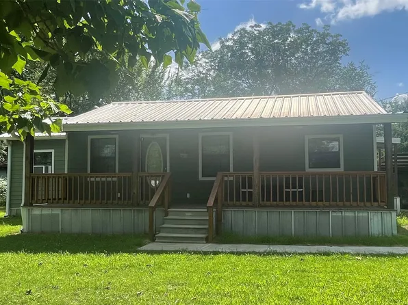 3014 County Road 16300, Deport, TX 75435