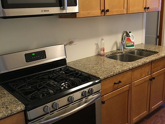 kitchen w/stainless appliances