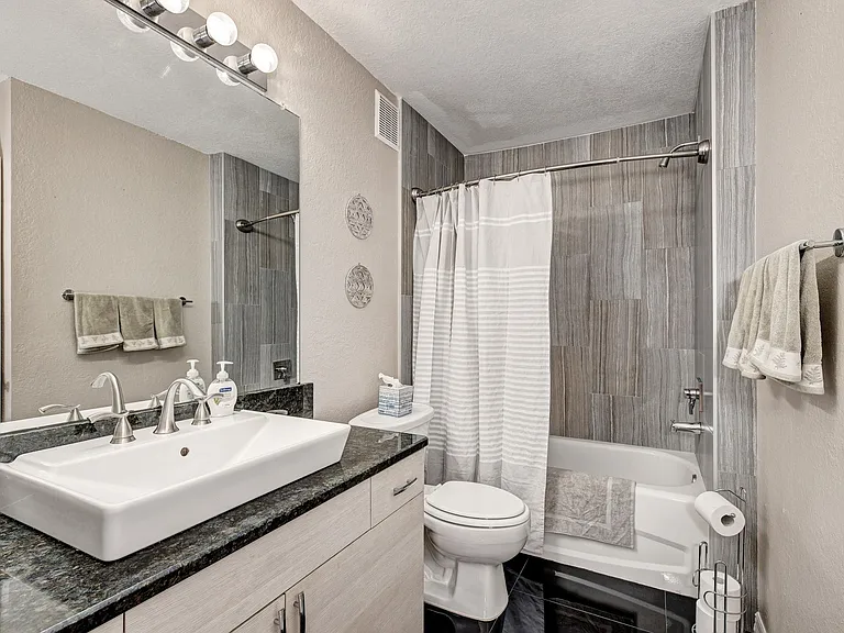 7405 Vista Way #105 — Photo 7