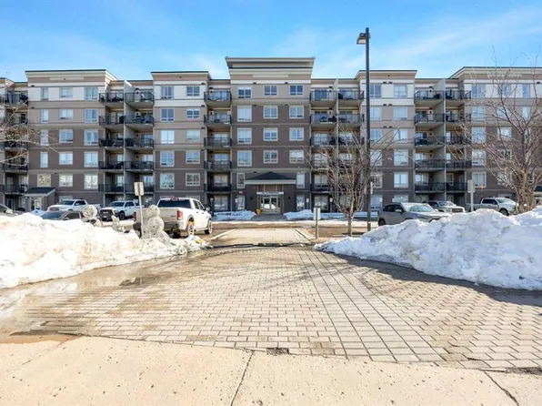 136 A NW Sandpiper Rd #302, Wood Buffalo, AB T9K 0J7
