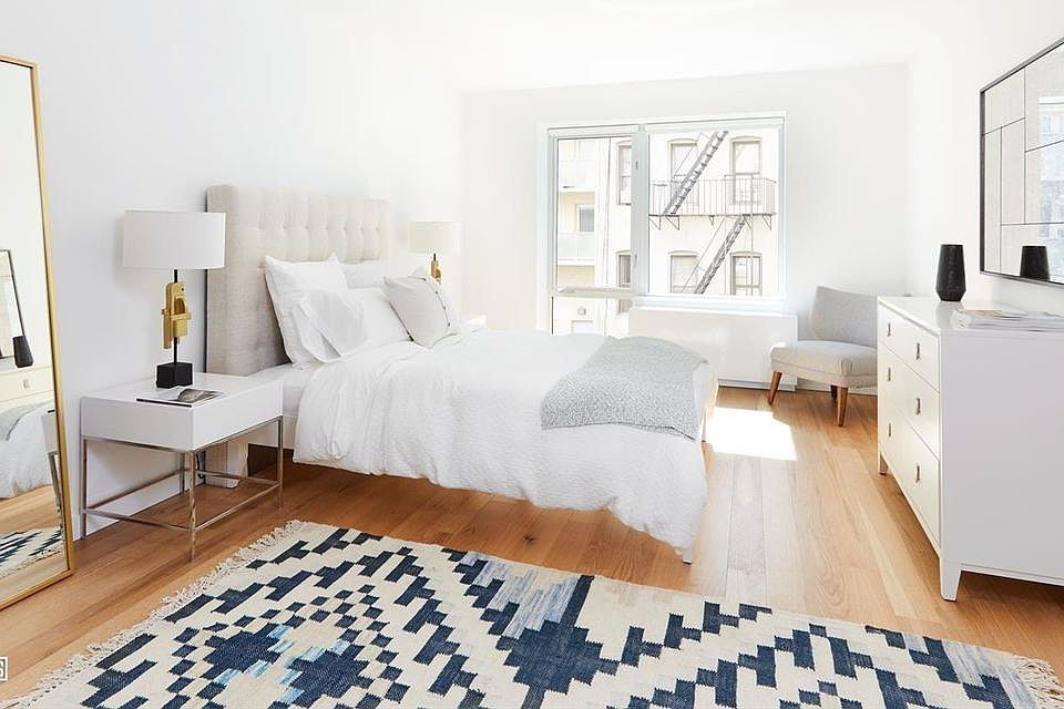 2nd image of 4129 24th St APT 1E
