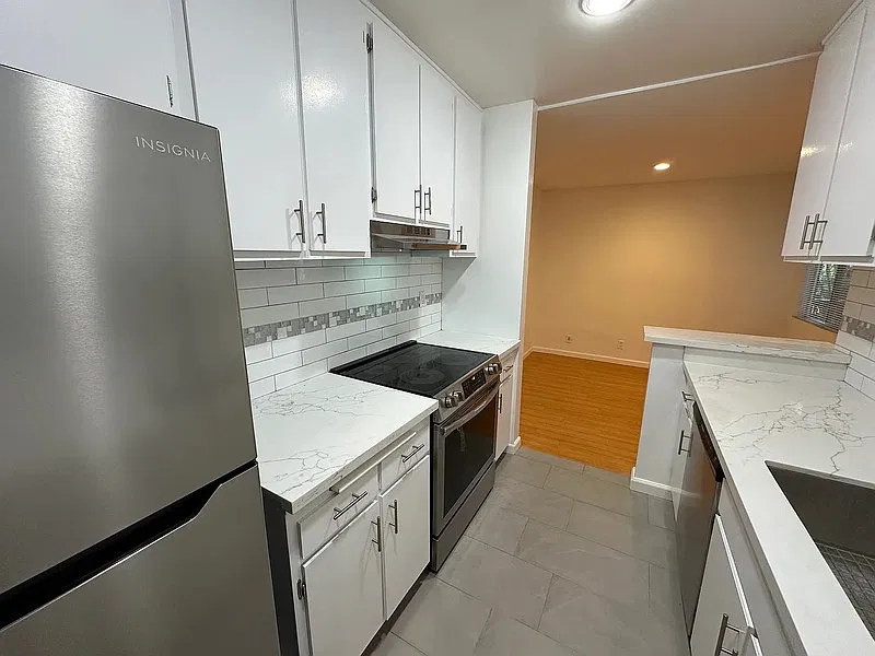 1 bed, 1.0 bath, 707 sqft, $1,481 — Photo 4