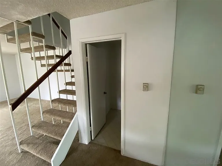 4354 Vision Dr — Photo 9