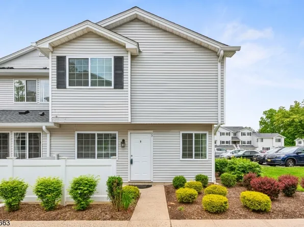 33 Hyde Ct, Bedminster Twp., NJ 07921