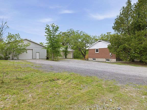 4th image of 1604 Joyceville Rd