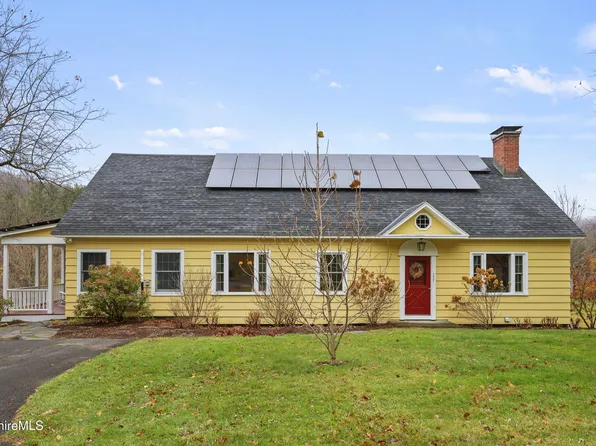 177 Thornliebank Rd, Williamstown, MA 01267