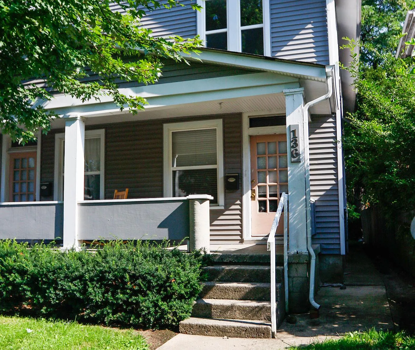 3 bed, 1324 sqft, $1,700 — Photo 1