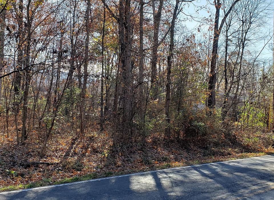 1st image of Crystal Falls Dr