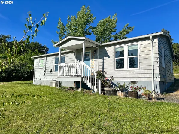 410 N Hyland Ln, Lowell, OR 97452