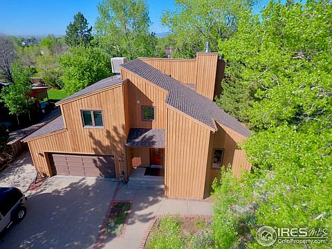 1st image of 550 W Laurel Ct