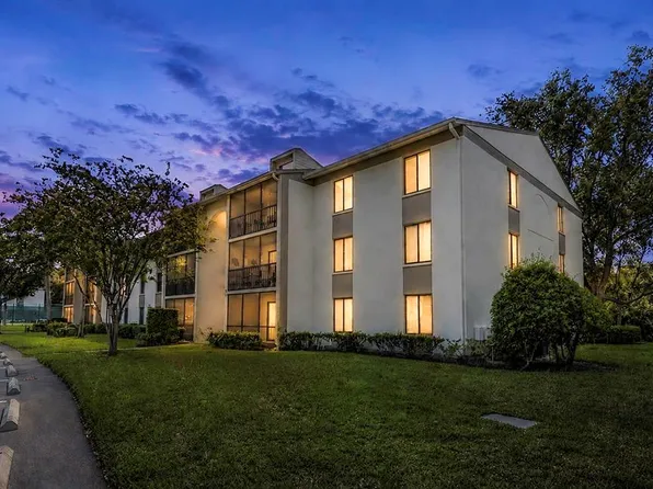 3166 Lake Pine Way S APT H1, Tarpon Springs, FL 34688