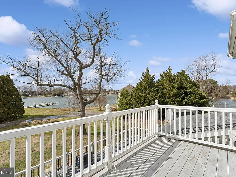 402 Linden Ave — Photo 28