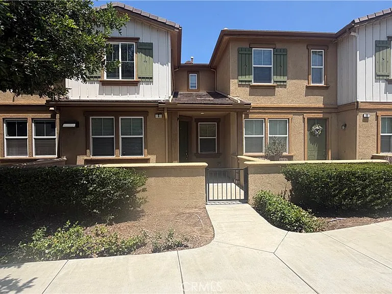 26049 Iris Ave #C — Photo 1