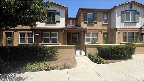 26049 Iris Ave #C Photo 1