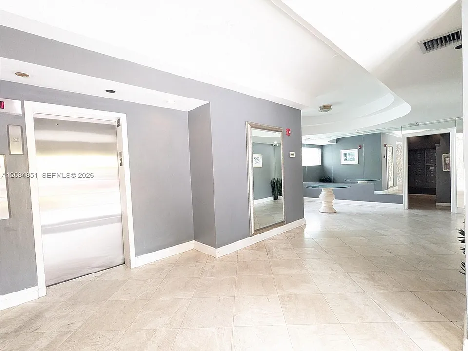 710 Washington Ave #322