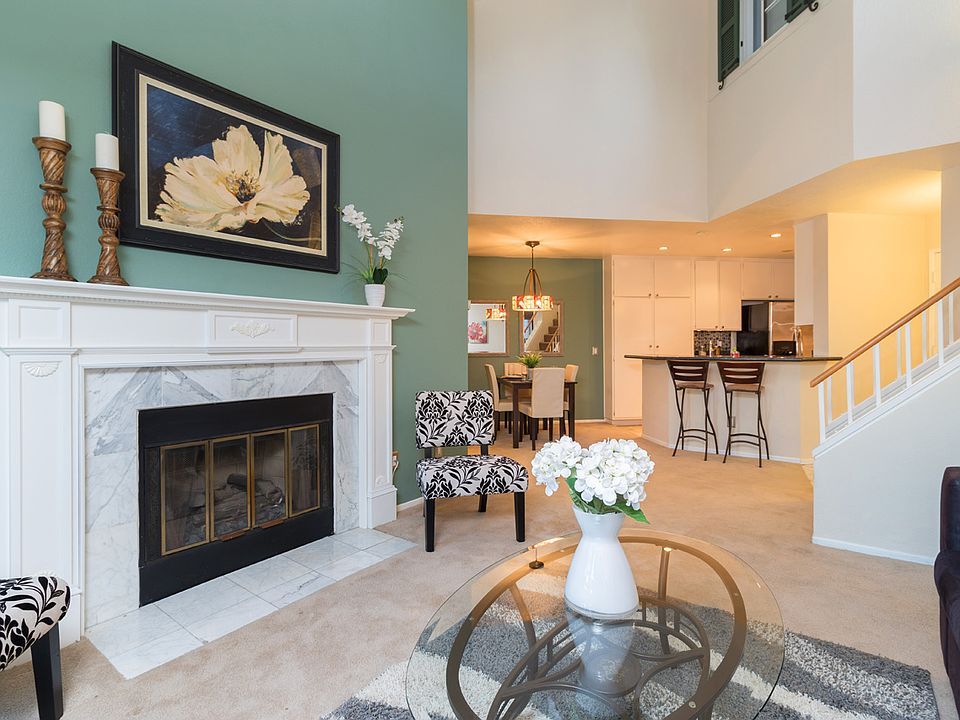 1st image of 7123 Camino Degrazia Unit 135