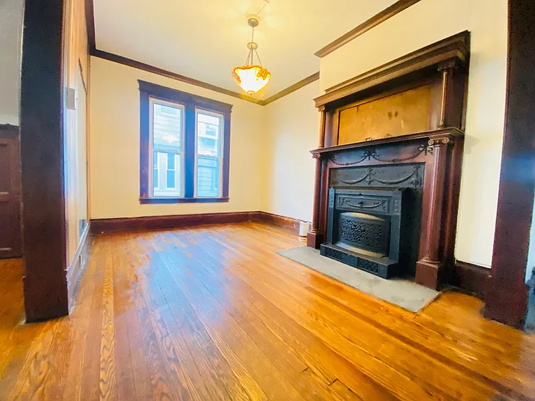 1337 Madison St #A — Photo 5
