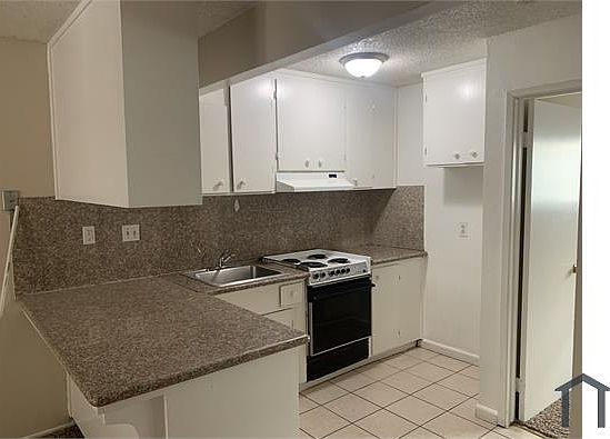 5th image of 671 Iris Ave #13