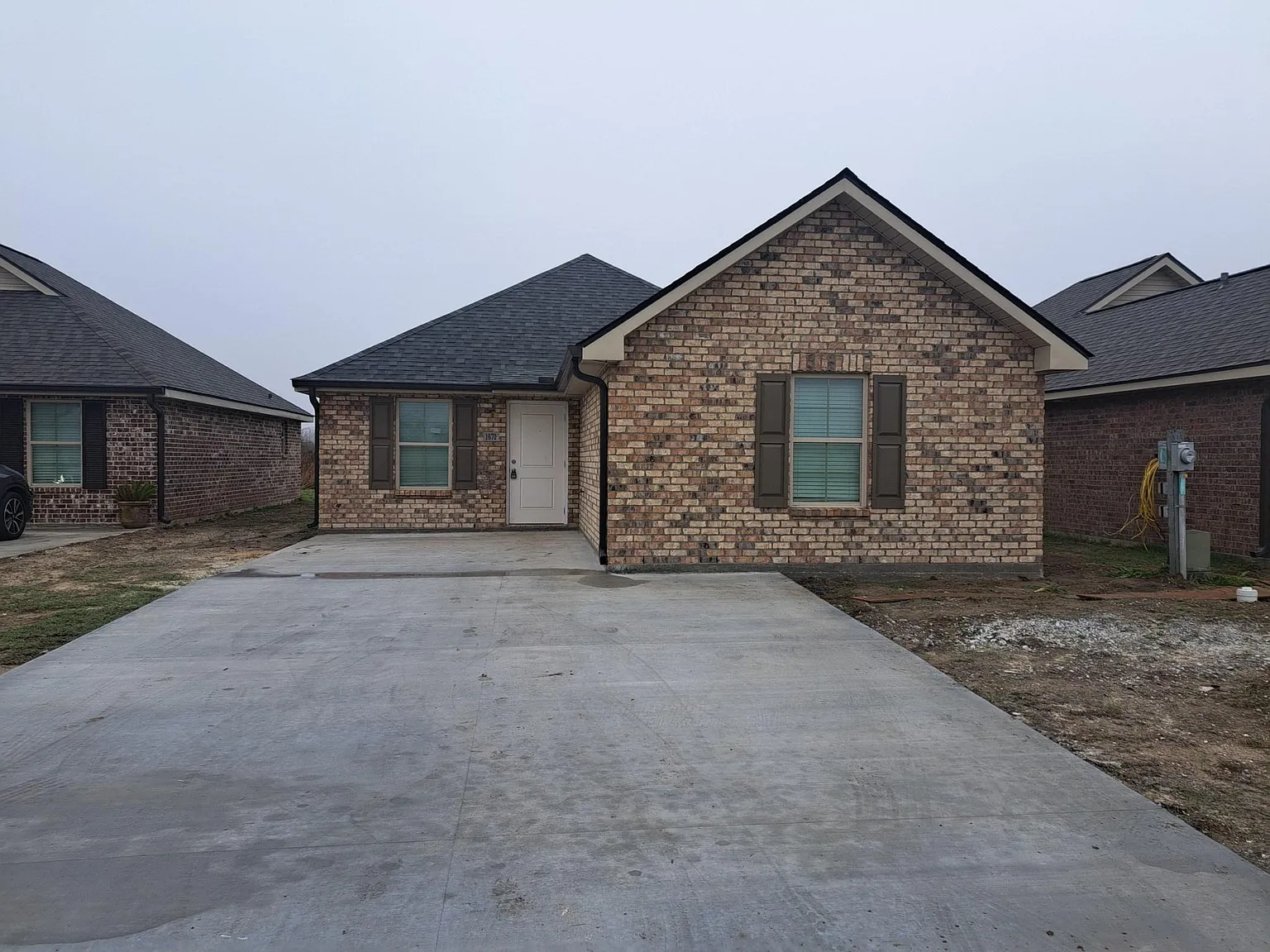 3 bed, 1304 sqft, $1,525 — Photo 1