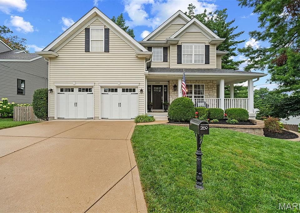 1st image of 2159 Oak Dr