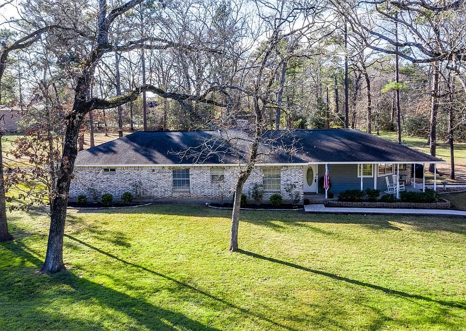 One story located on 2.5+ unrestricted acres with a large shop. No HOA fees or restrictions!