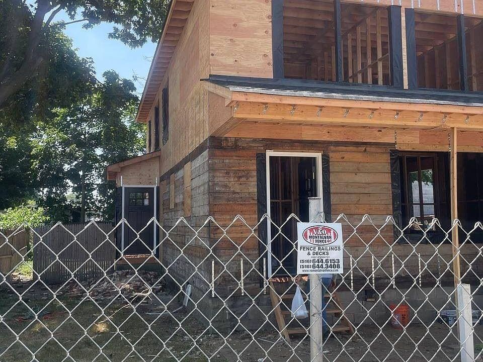1st image of 24 Jefferson Avenue