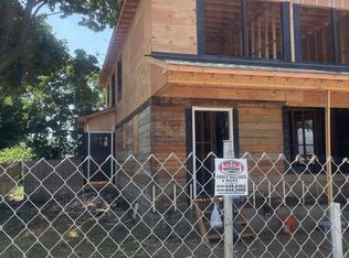 24 Jefferson Ave, Roosevelt, NY 11575