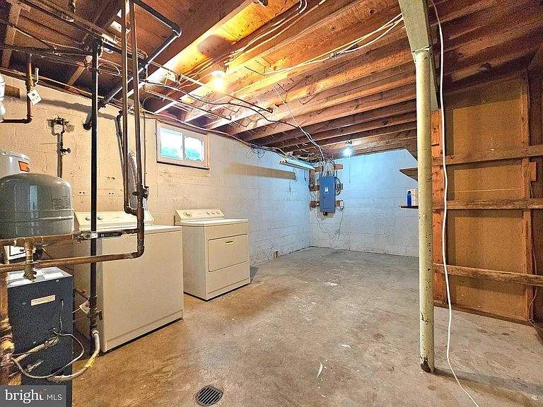 4123 Glendale Rd — Photo 9