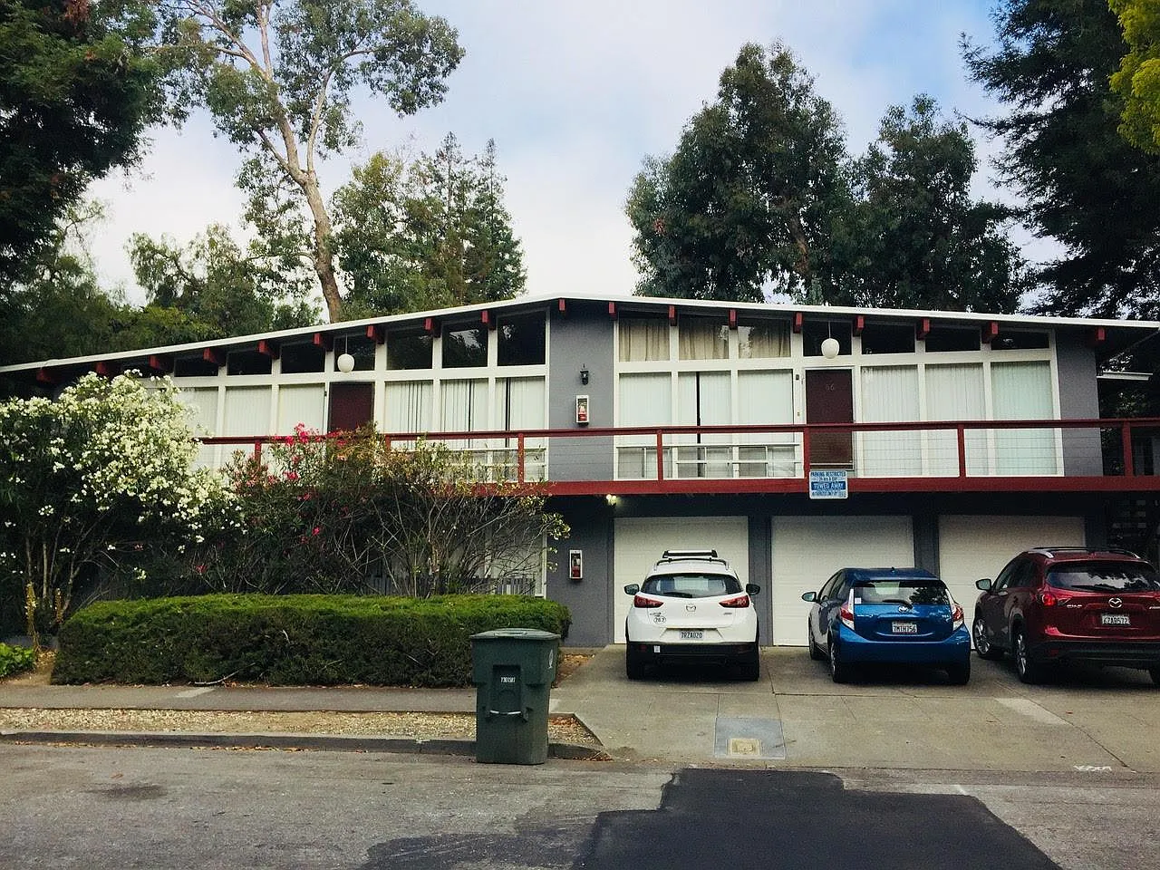 2 bed, $3,795 — Photo 1