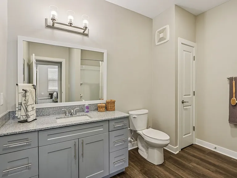 Founders Pointe Apartments — Photo 18