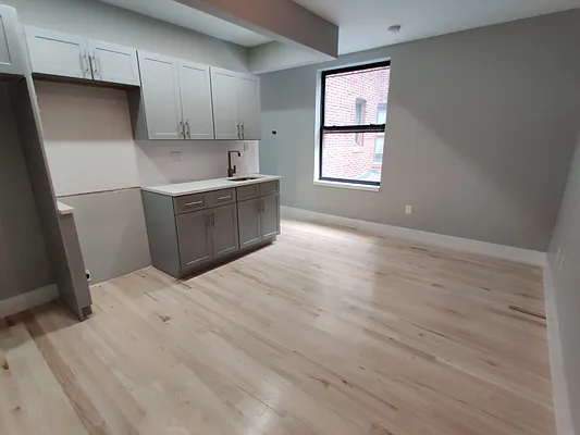 Rented by Spot It Realty LLC | media 7