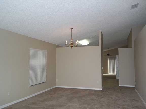 3rd image of 4441 Park Eden Cir