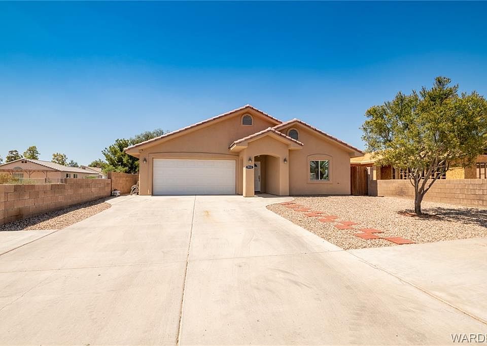1st image of 9933 S Phoenix Dr
