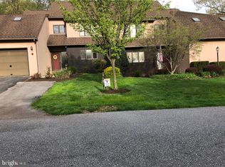 68 Hawk Valley Ln, Denver, PA 17517