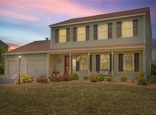 7324 Spring Mountain Dr, East Syracuse, NY 13057