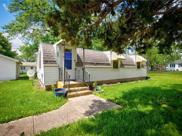 115 Montgomery Ct, Maroa, IL 61756