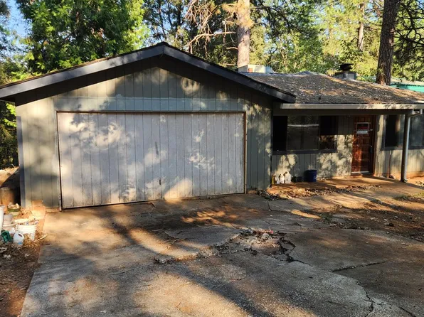 14175 Rollins Park Dr, Grass Valley, CA 95945