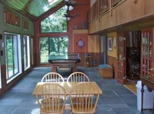 70 Lawrence Rd, Chatham, NY 12037