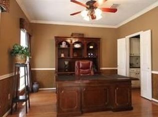 10923 Hickory Tree Ct, Houston, TX 77065