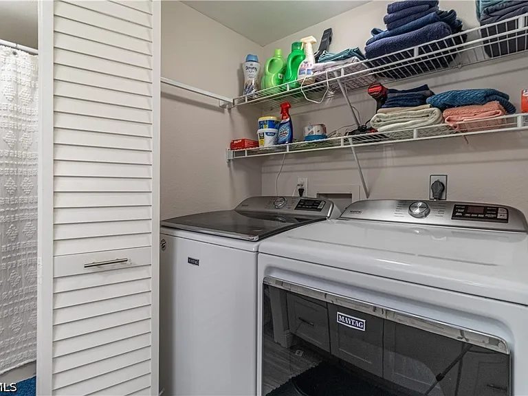 7430 Lake Breeze Dr #403 — Photo 11