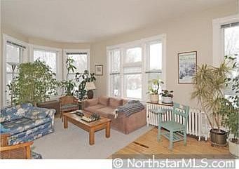 5th image of 801 Goodrich Ave