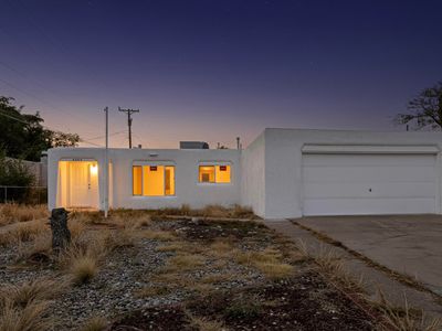 6008 Hannett Ave NE, Albuquerque, NM, 87110