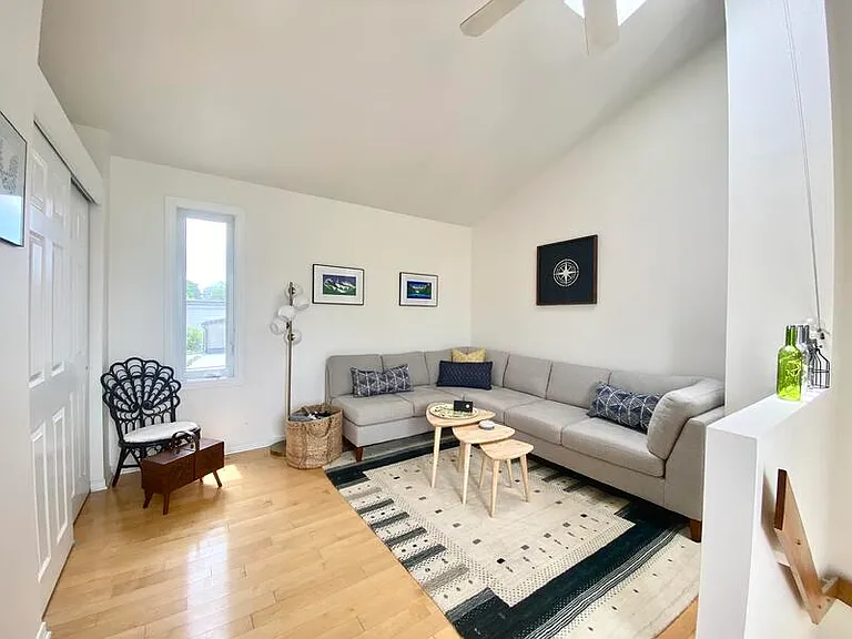 7 Bertrand St — Photo 11