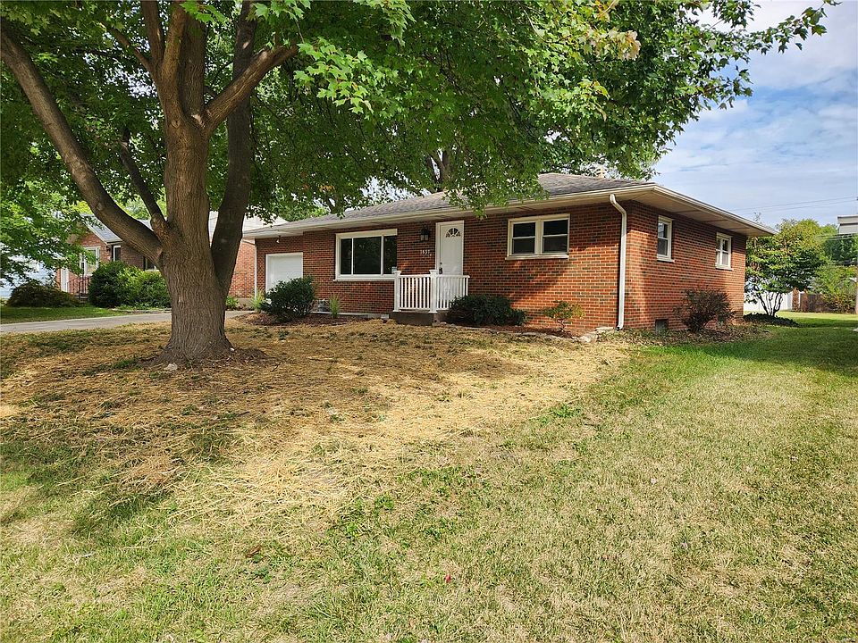 1st image of 1637 Lindell Blvd