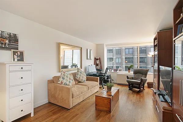 Rented by Corcoran | media 9