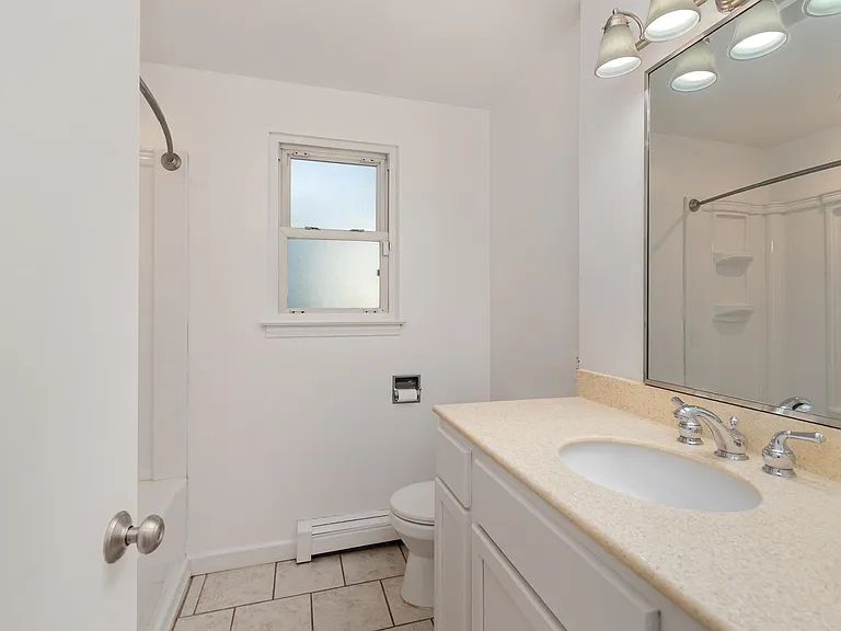 601 Gerald Ct — Photo 18