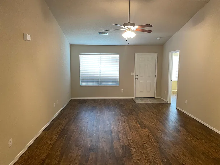 4030 Ferns Valley Loop — Photo 2