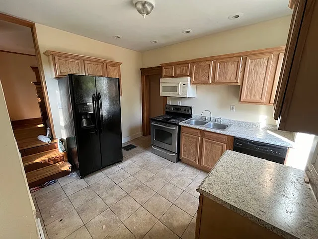 1299 Franklin Ave #1299 — Photo 4